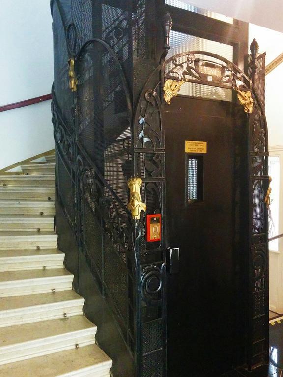فندق كارلتون أوبرا فيينا المظهر الخارجي الصورة